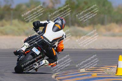 media/Sep-25-2023-Moto Forza (Mon) [[81ffa65e0a]]/B-C Group/Session 4 (Turn 2 Backside)/
